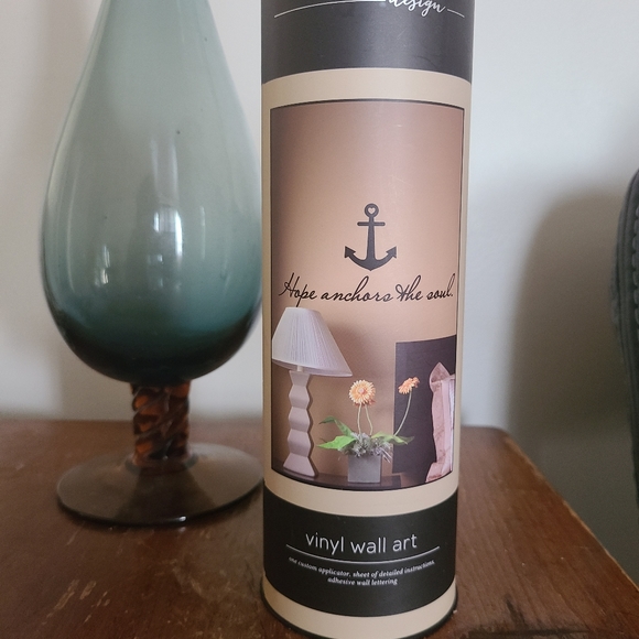 Vinyl Hope Anchors the Soul - Picture 2 of 3